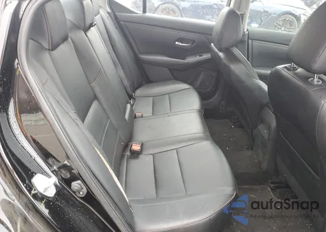 2021 Nissan Sentra Sr z USA, uszkodzony, nr VIN 3N1AB8DV9MY291261